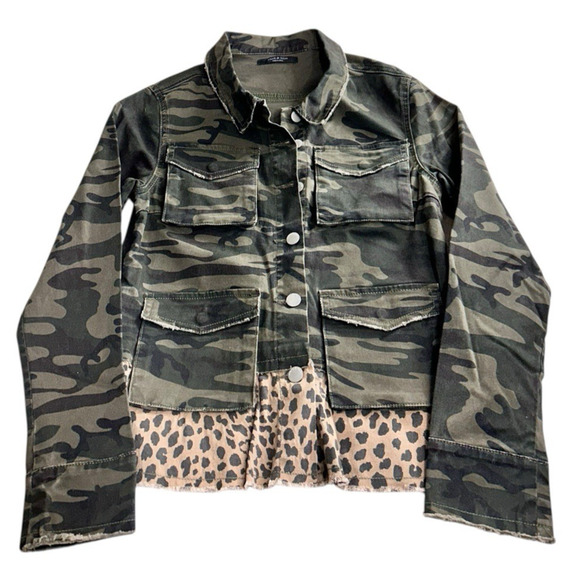 Cloth & Trim Camouflage Jacket Sz M Animal Print Button Front Camo Cotton - Picture 9 of 9